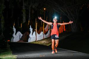 BIB: 555
                            <button type="button" onclick="openModal(22514854)" class="btn btn-primary btn-sm float-right btn-popup" data-toggle="modal" data-target=".modal-high-quality">
                        <i class="fas fa-shopping-cart"></i> Add to Cart
                    </button>
                                            <button type="button" onclick="isThisMe(22514854, true)" class="btn btn-success btn-sm float-right btn-popup btn-isme hidden" data-toggle="tooltip" data-placement="bottom" title="นี่คือรูปของคุณใช่ไหม คลิกที่นี่เพื่อเอาเข้าอัลบั้ม">
                        <i class="fas fa-plus"></i> Add to album
                    </button>
                    <button type="button" onclick="isThisMe(22514854, false)" class="btn btn-warning btn-sm float-right btn-popup btn-isnotme hidden">
                        <i class="fas fa-ban"></i> Remove from album
                    </button>